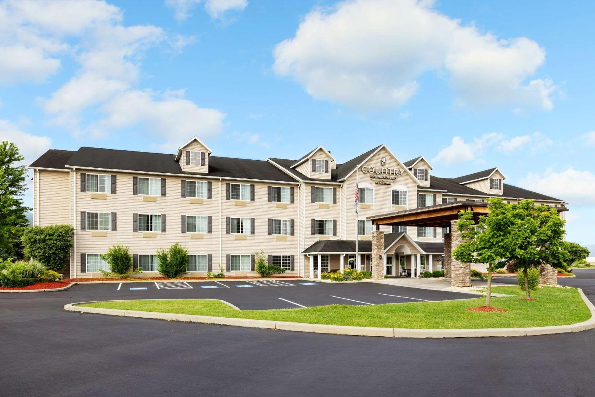 Country Inn & Suites By Radisson, Big Flats Horseheads Exterior photo